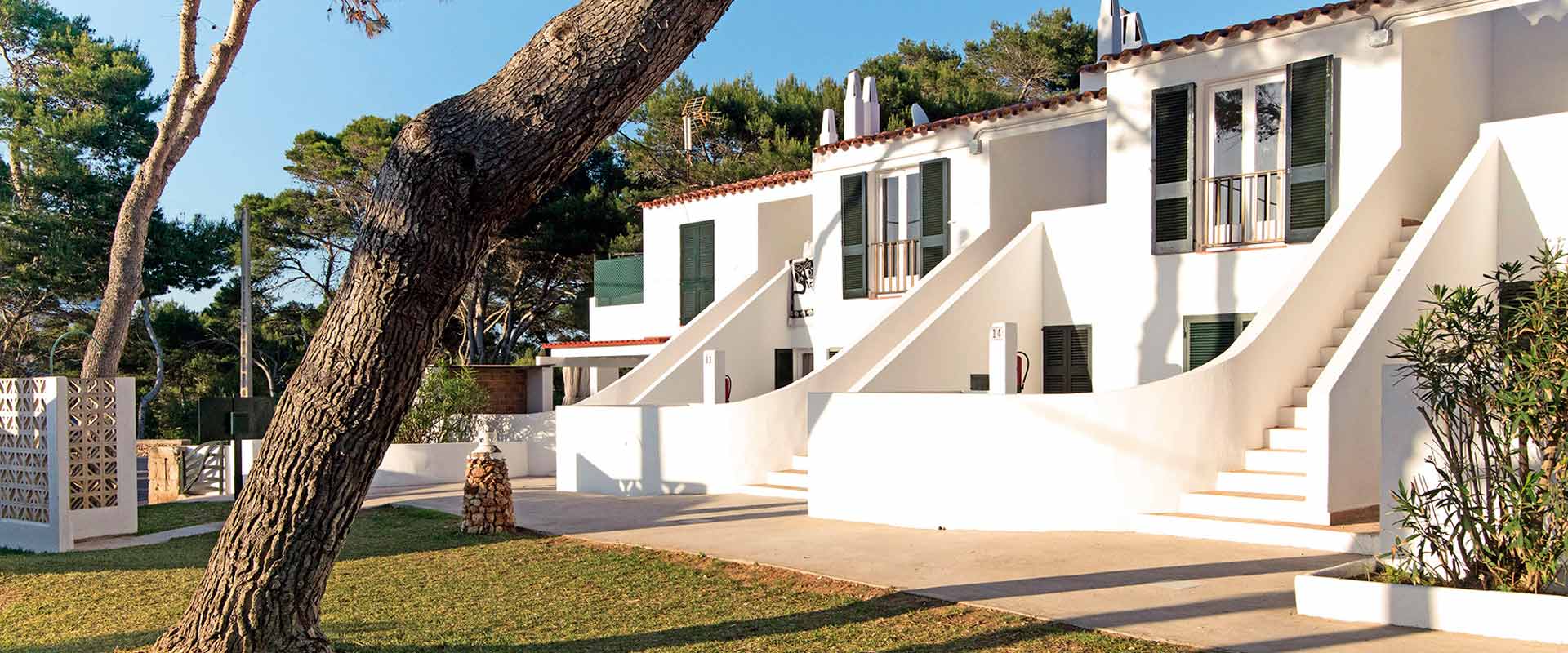 Apartamentos Cala Blanca