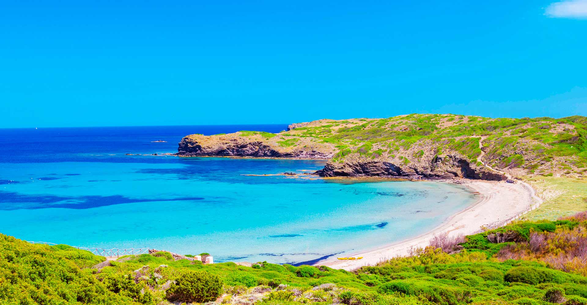 Family apartments in Cala Blanca Family apartments in Cala Blanca